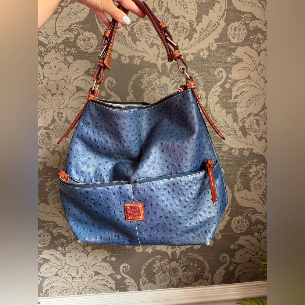 DOONEY & BOURKE HOBO BAG